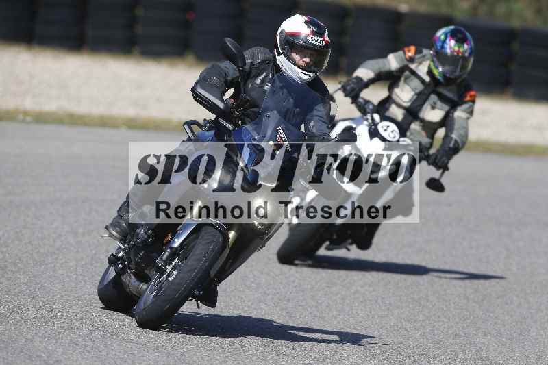 /01 02.04.2026 MAZ ADR/Gruppe gelb Gruppe gruen/45